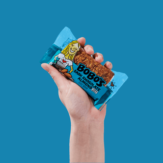Dark Chocolate Almond & Sea Salt Oatmeal Bar